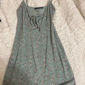 Brandy Melville floral dress